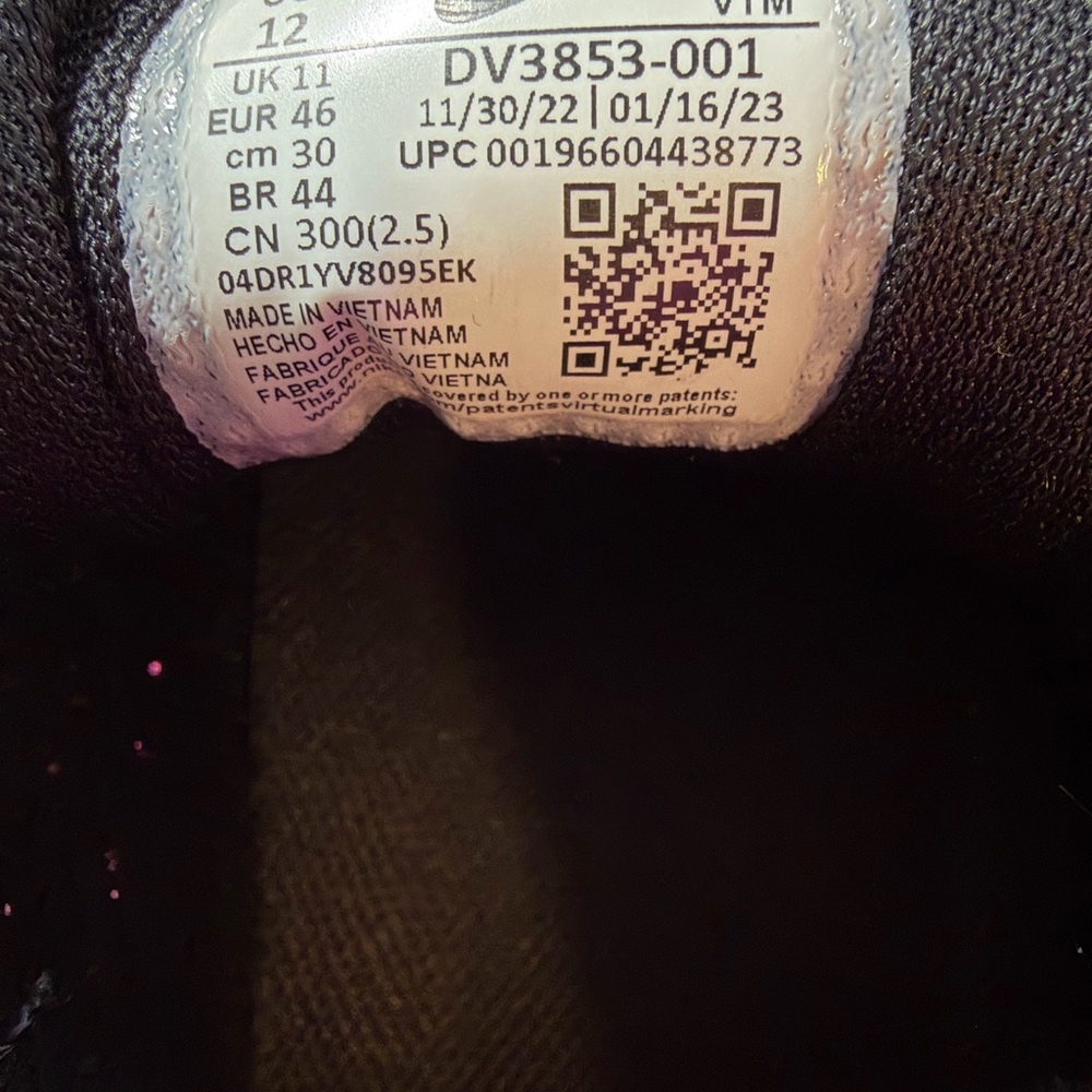 Nike Pegasus 40 Men's Running Shoes - Black/White - Picture 6 of 6